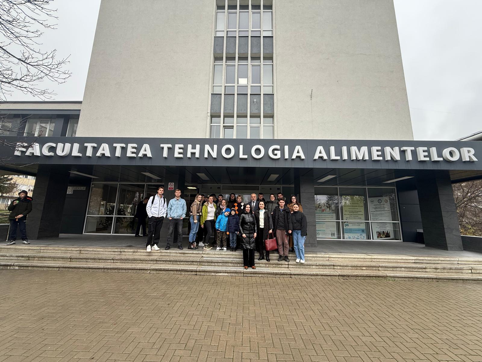 WhatsApp Image 2025 12 08 at 09.00.30